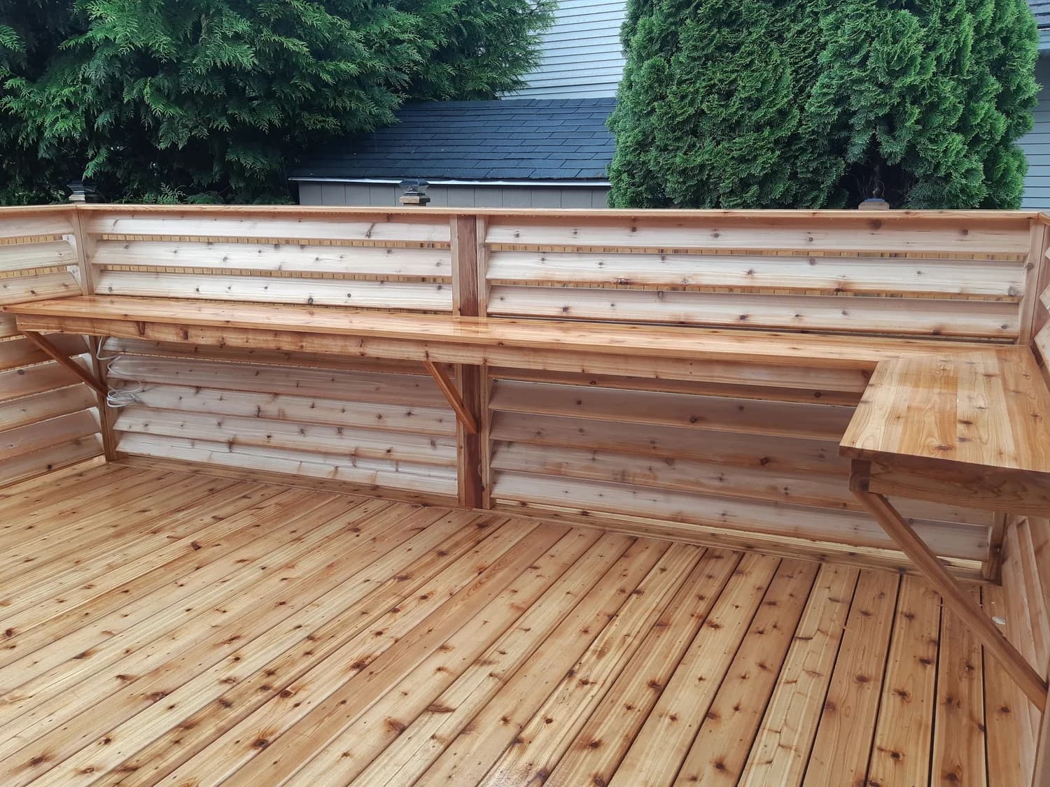 Exterior cladding and trim installation on family home by Tomron Construction in Maple Ridge, BC
